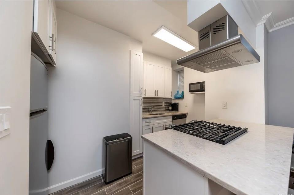 25 W Broadway # 115, Long Beach, NY 11561