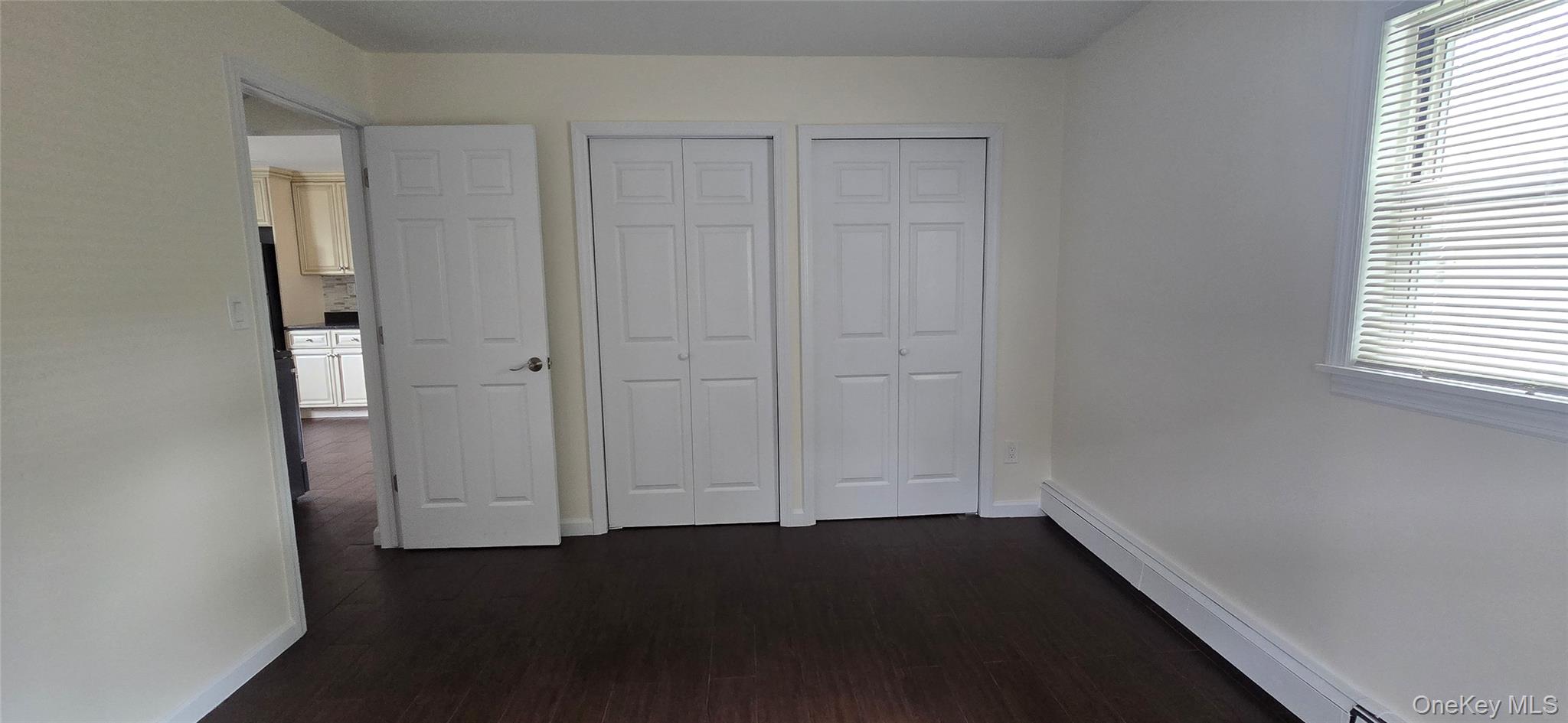 16 August Avenue, Bayville, NY 11709