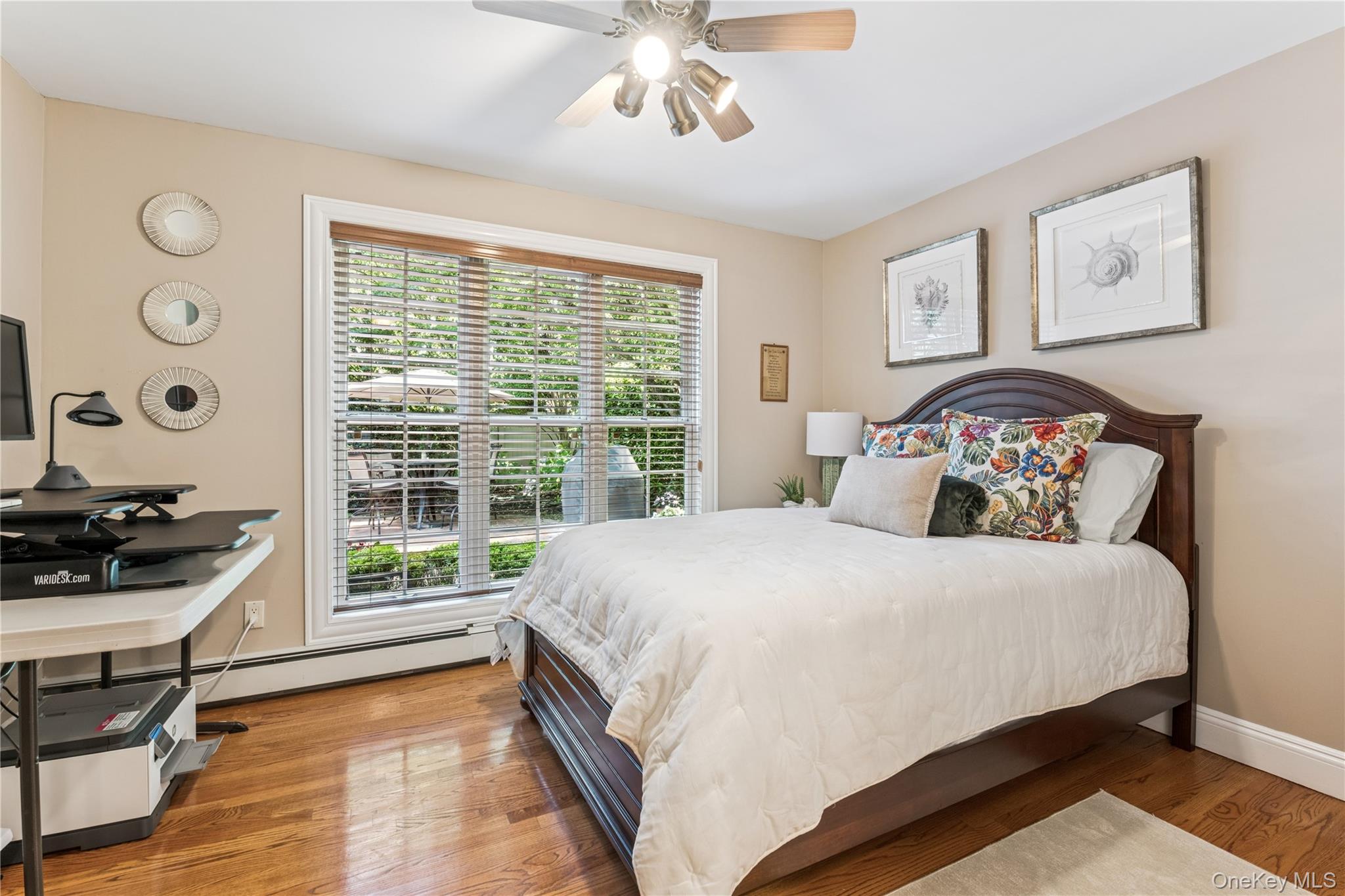 42 Roxen Road, Rockville Centre, NY 11570