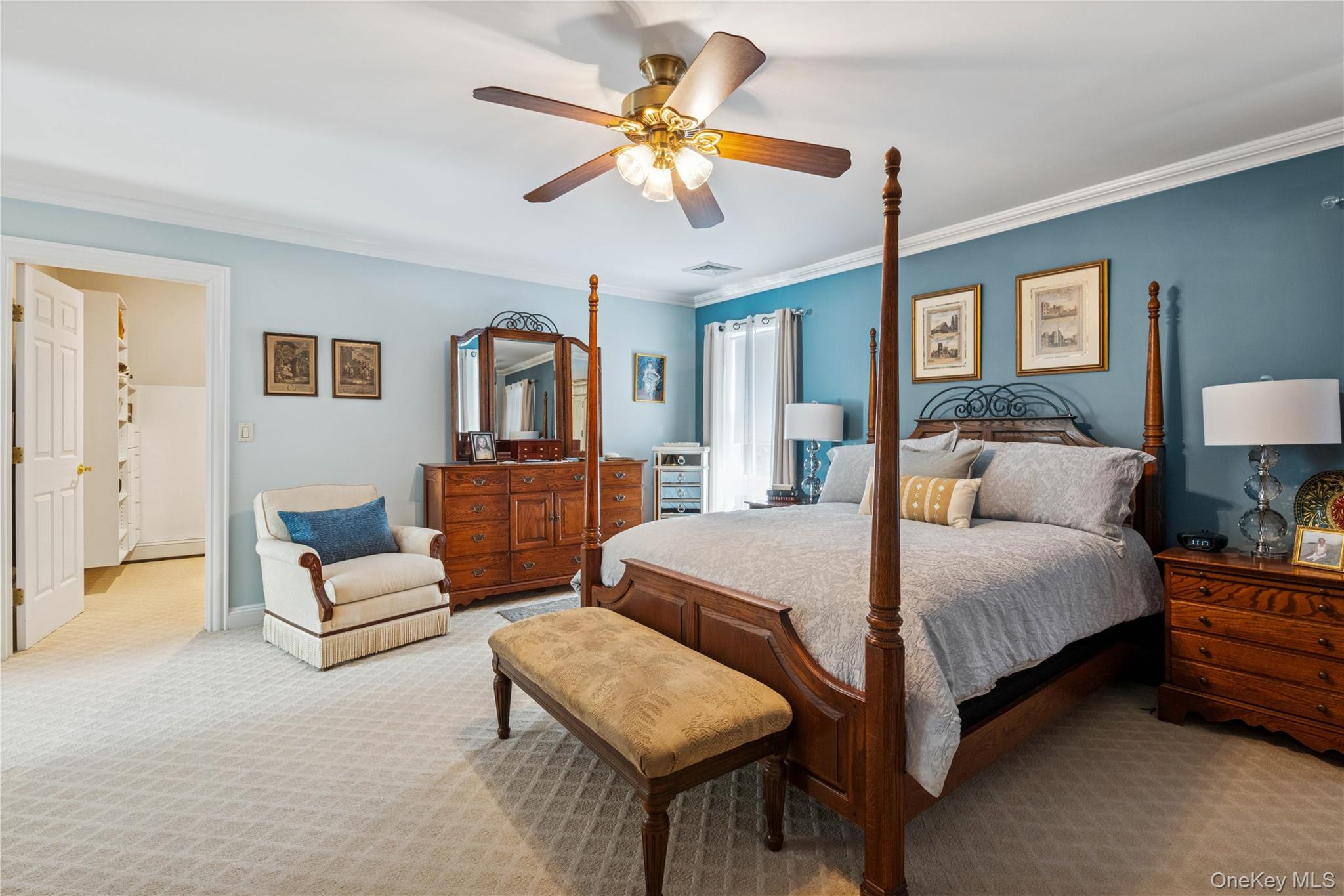 42 Roxen Road, Rockville Centre, NY 11570