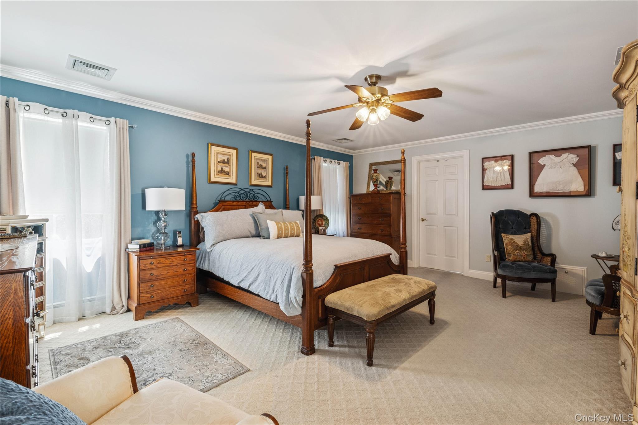 42 Roxen Road, Rockville Centre, NY 11570