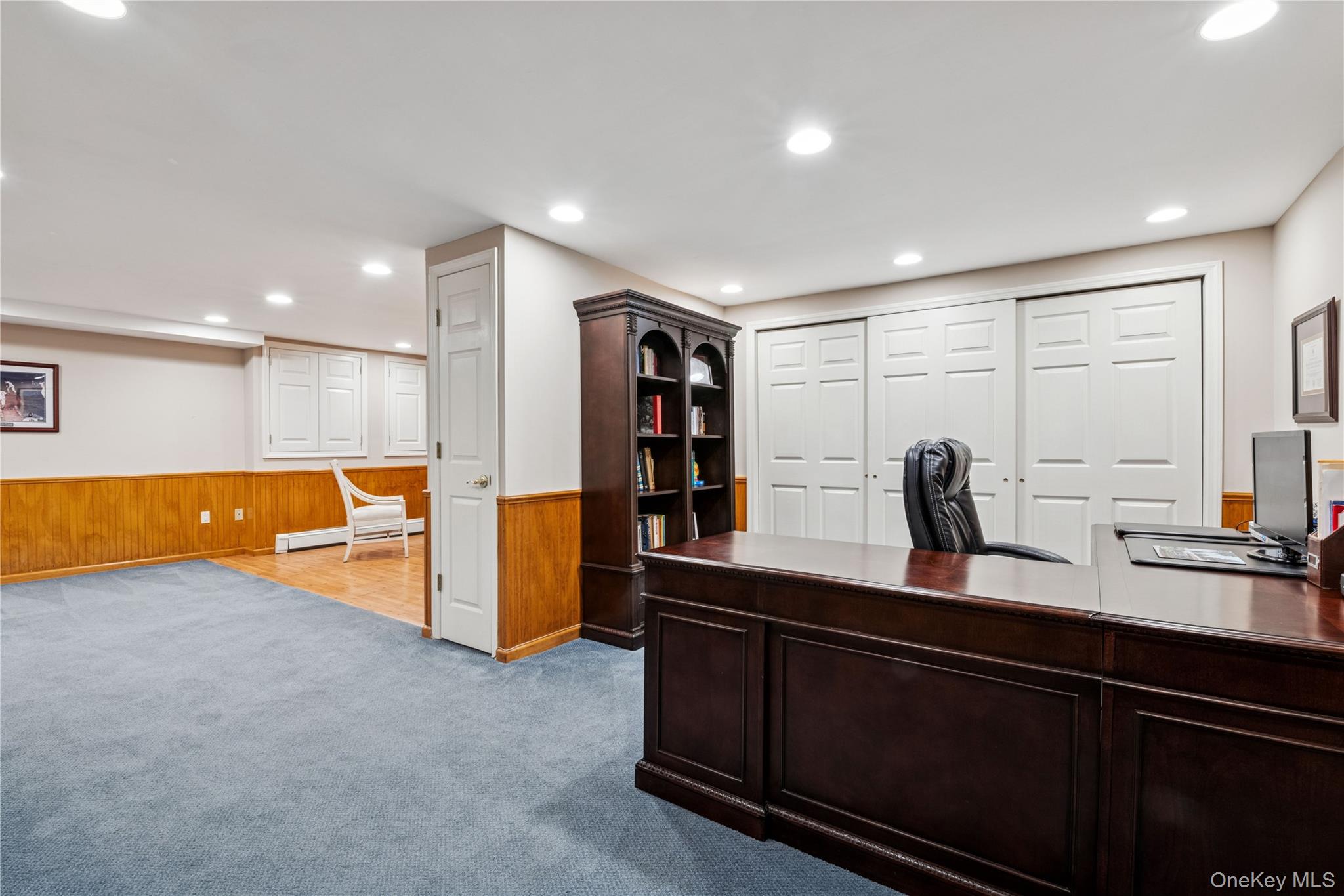 42 Roxen Road, Rockville Centre, NY 11570