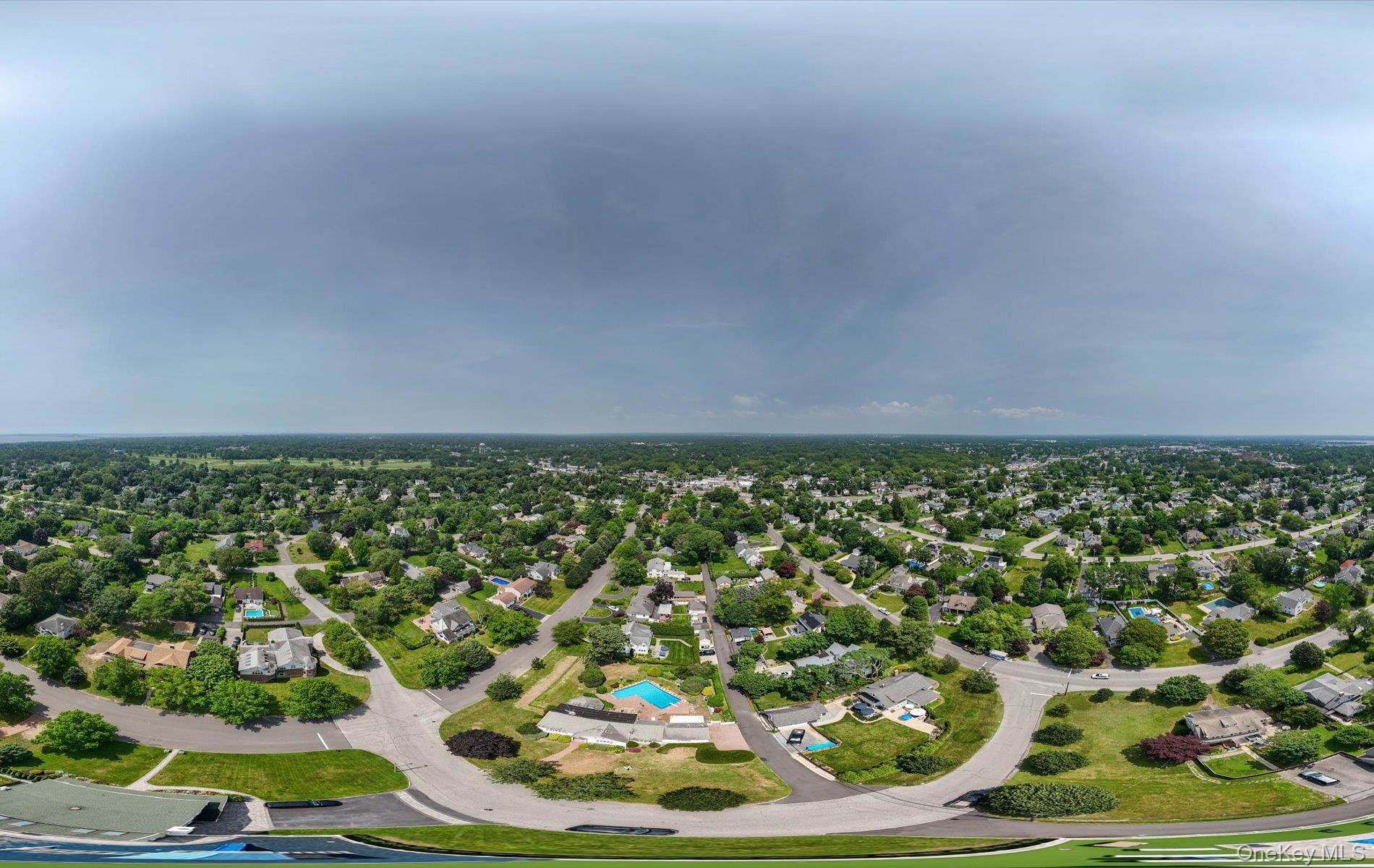 2 Johnson Drive, Brightwaters, NY 11718