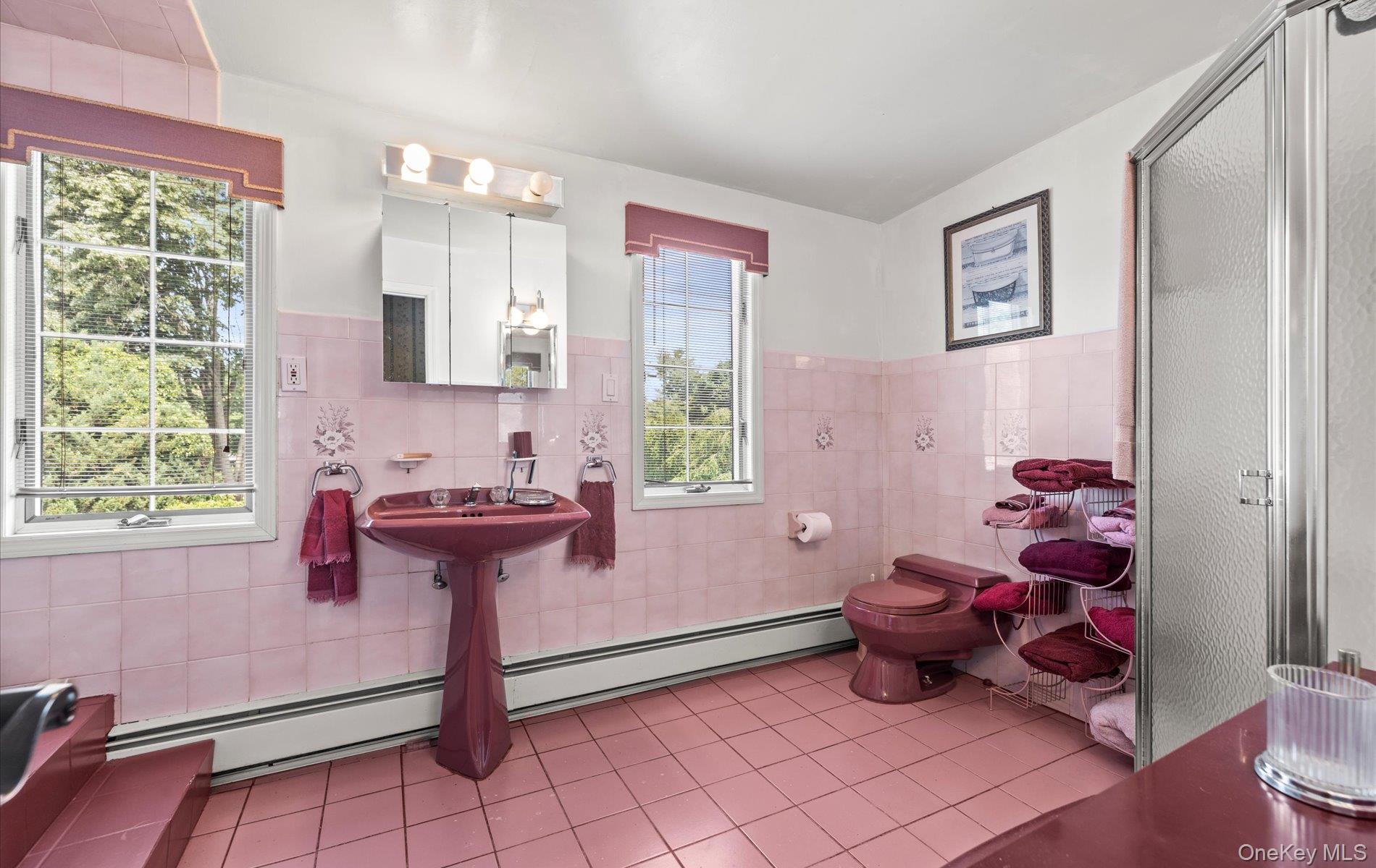 2 Johnson Drive, Brightwaters, NY 11718