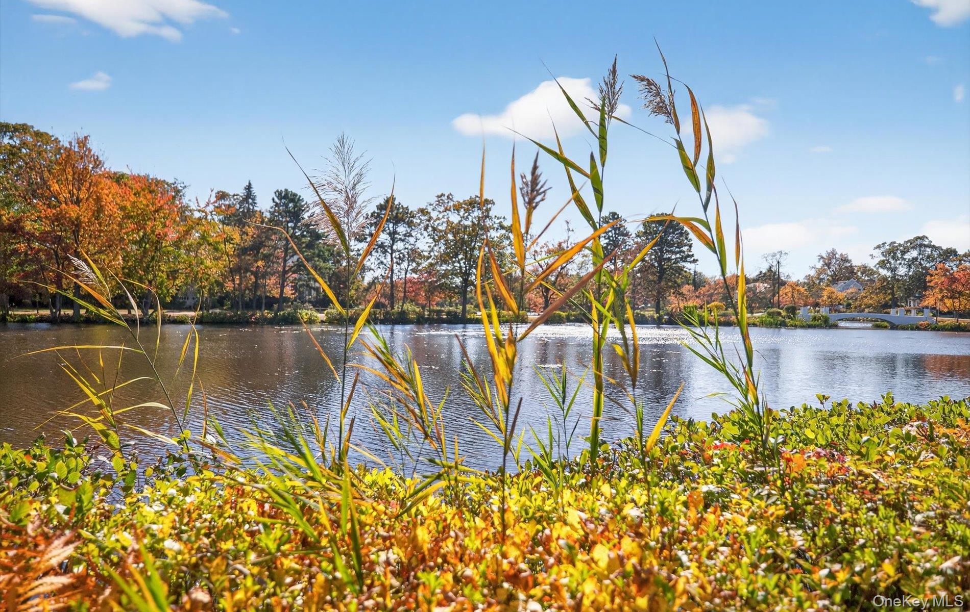 2 Johnson Drive, Brightwaters, NY 11718