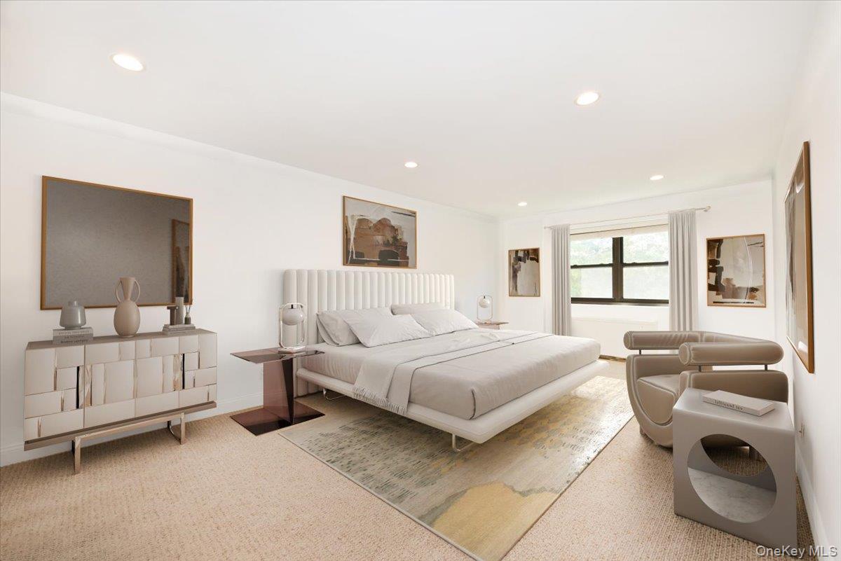 22 Park Place # 4C, Great Neck, NY 11021