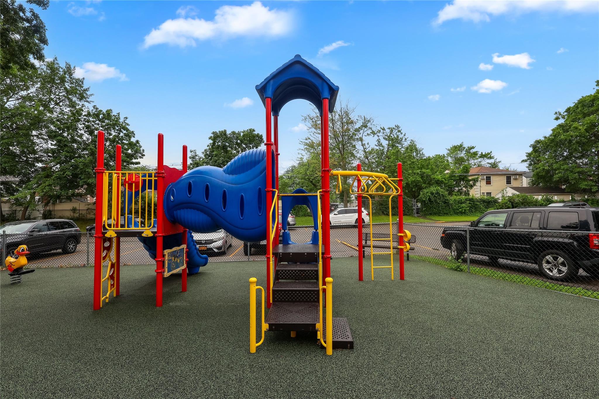 160-54 Willets Point Boulevard # 4-206, Whitestone, NY 11357