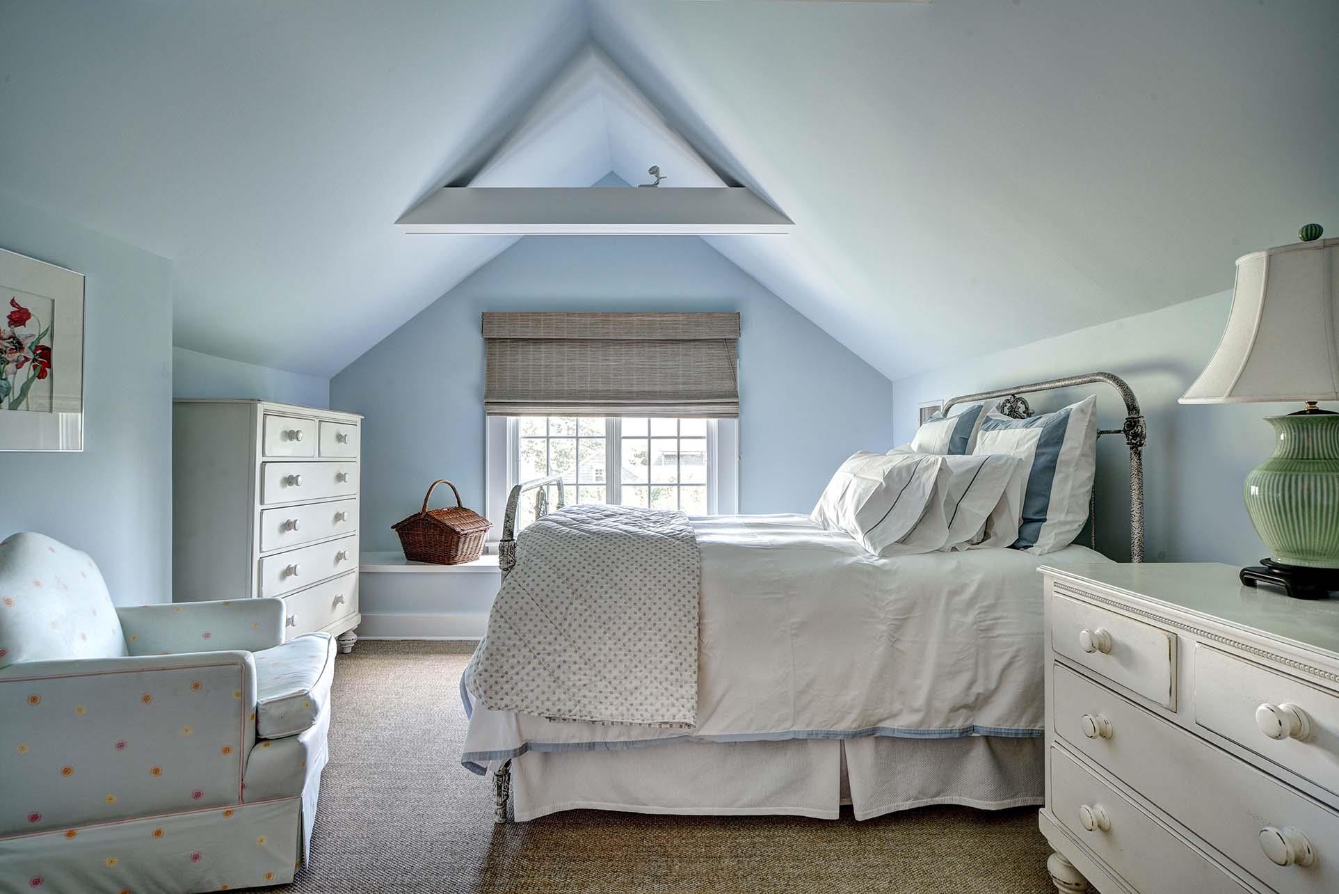 10 Jones Road, East Hampton, NY 11937