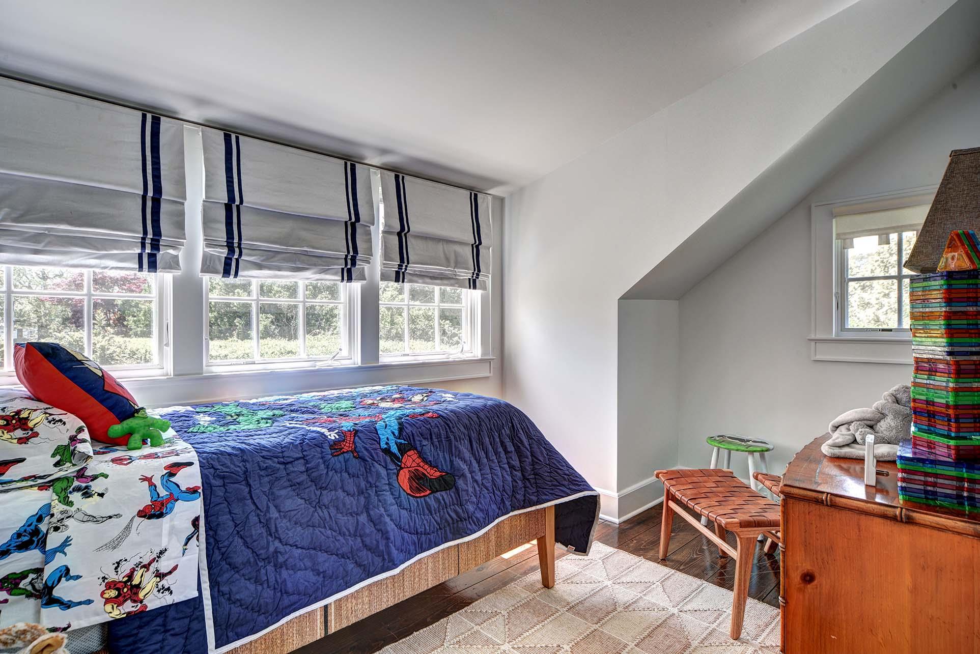 10 Jones Road, East Hampton, NY 11937