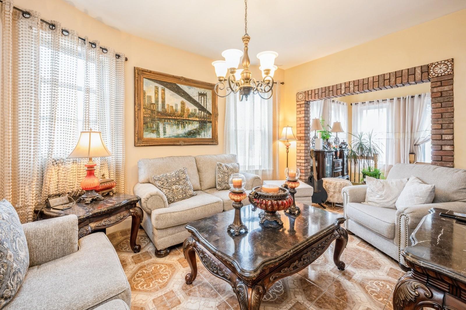 845 Kinsella Street, Bronx, NY 10462