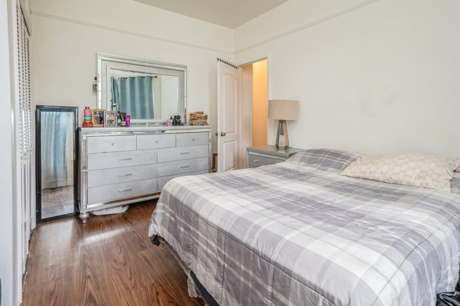 845 Kinsella Street, Bronx, NY 10462