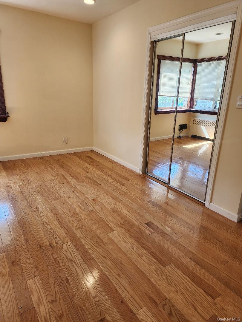 211-52 46 Rd, Bayside, NY 11361