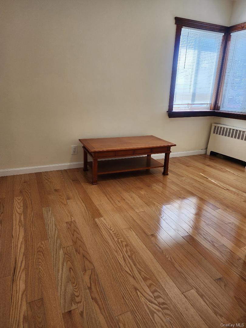 211-52 46 Rd, Bayside, NY 11361