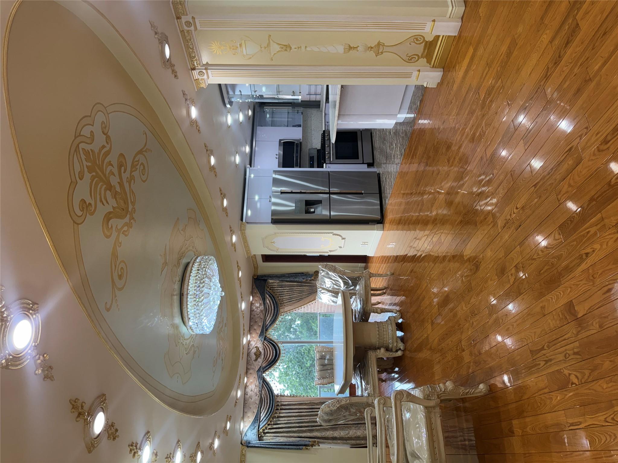 61-20 Grand Central Parkway # B 706, Forest Hills, NY 11375