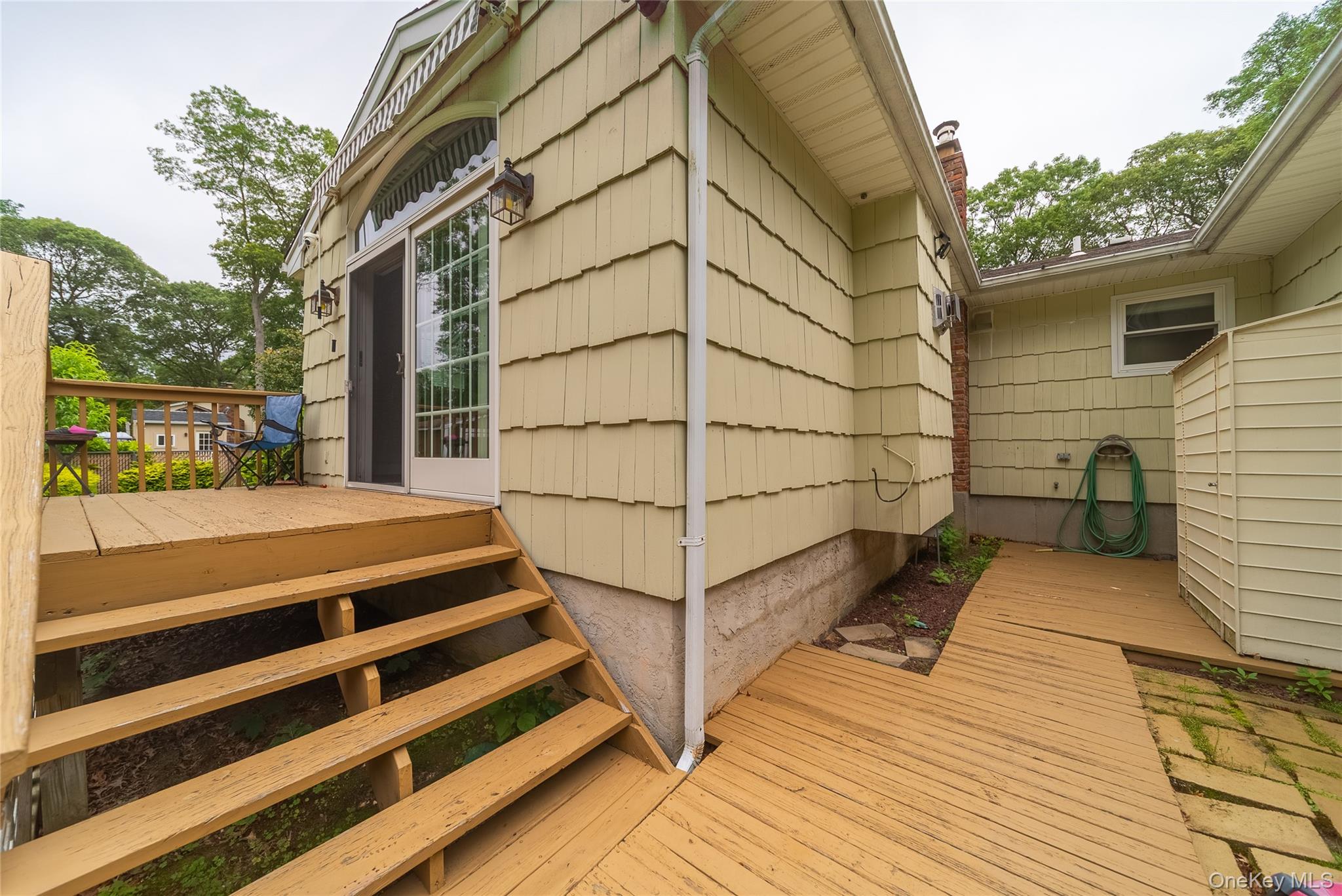 22 Howe Road, Coram, NY 11727