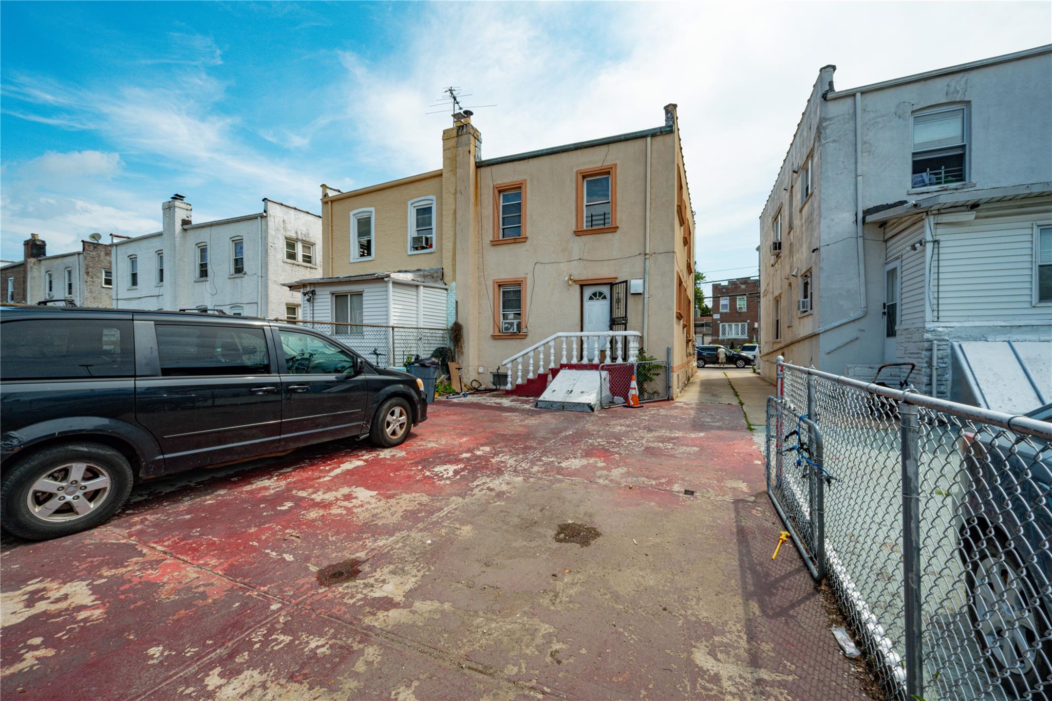 31-30 100 Street, East Elmhurst, NY 11369