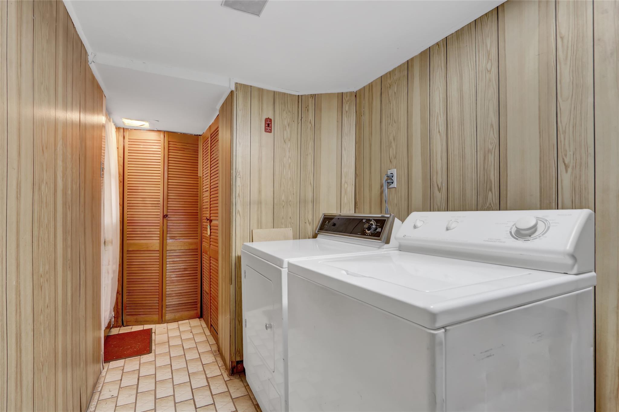 25-27 76th Street, Jackson Heights, NY 11370