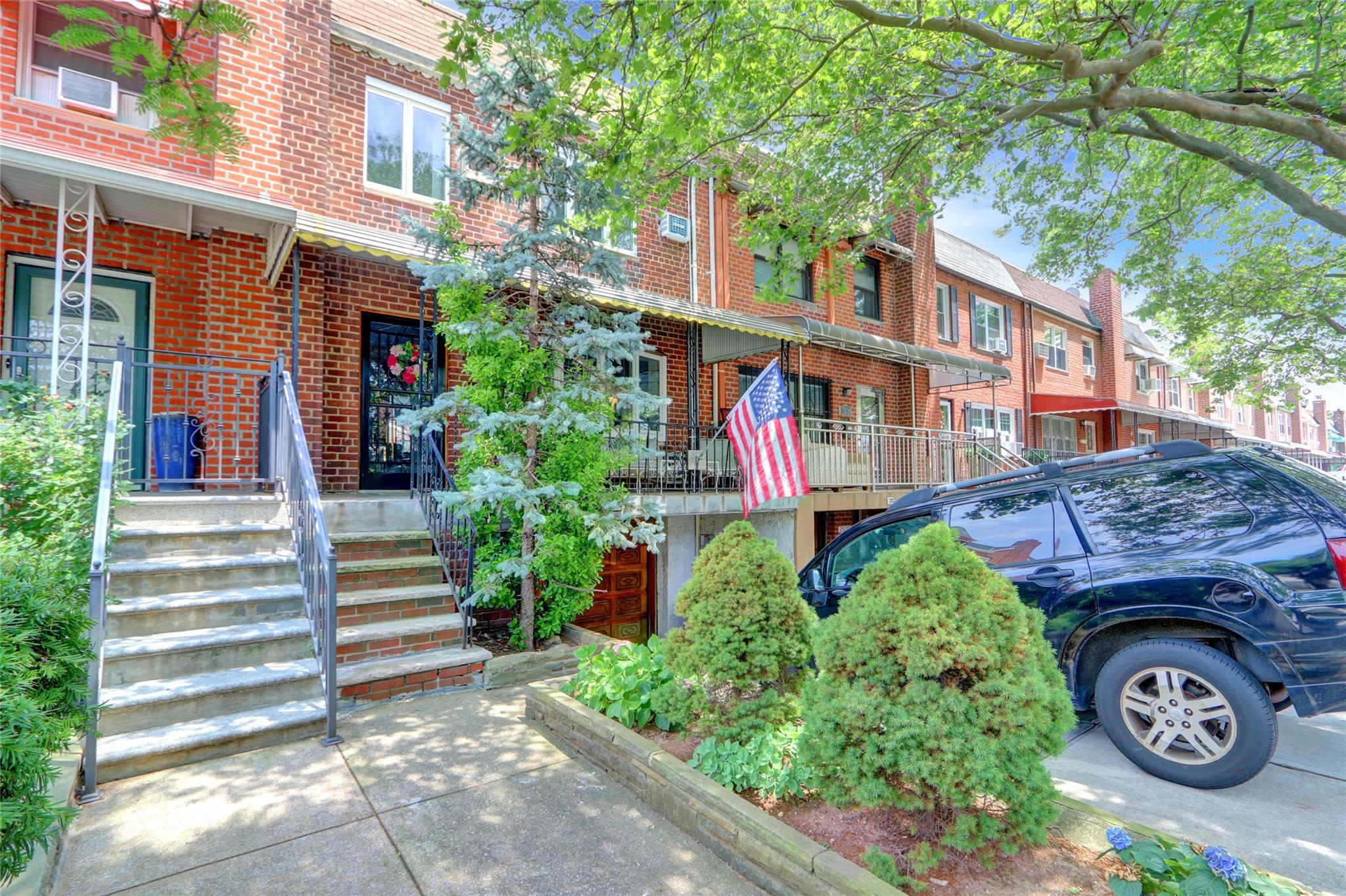 25-27 76th Street, Jackson Heights, NY 11370