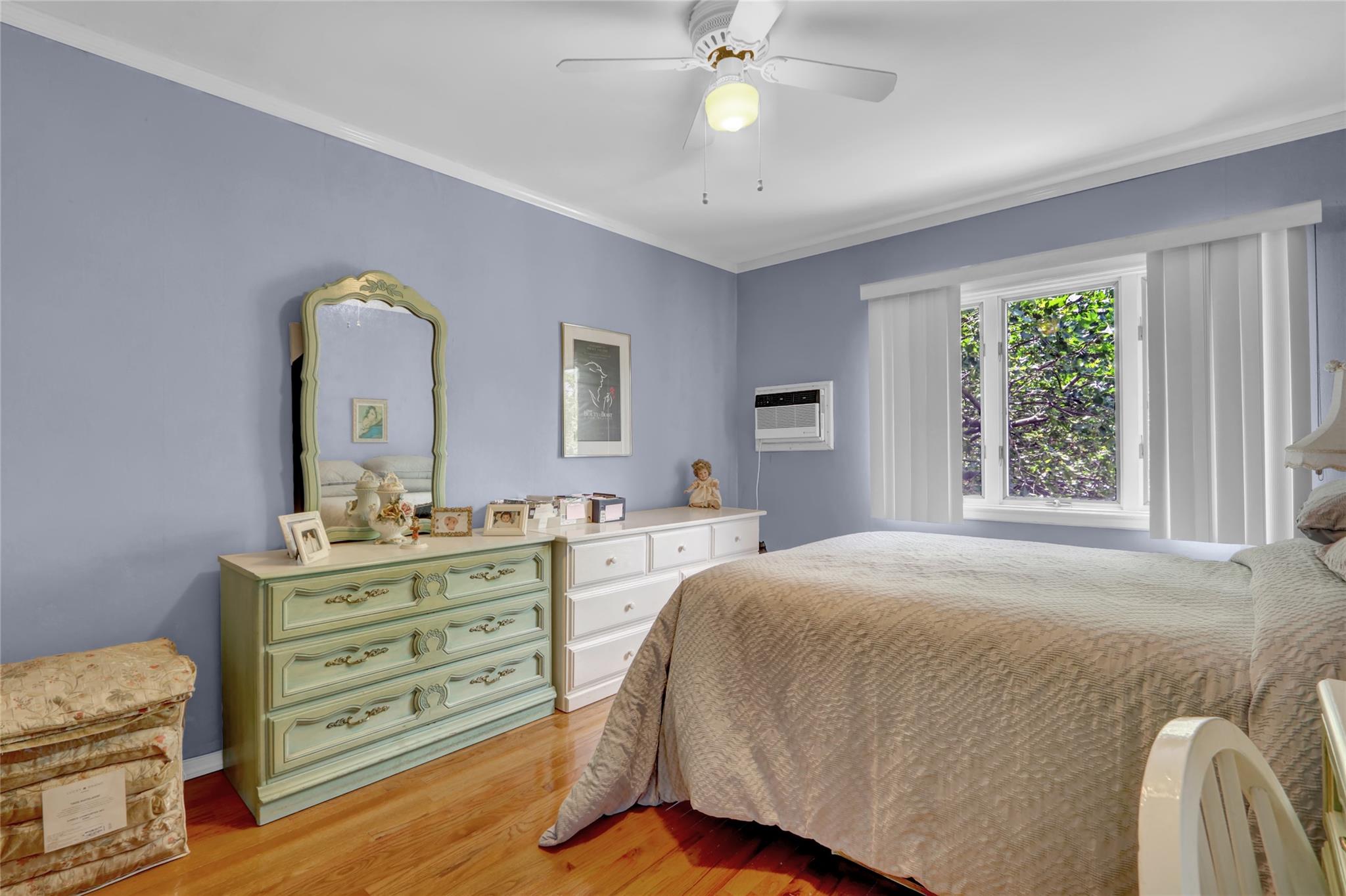 25-27 76th Street, Jackson Heights, NY 11370