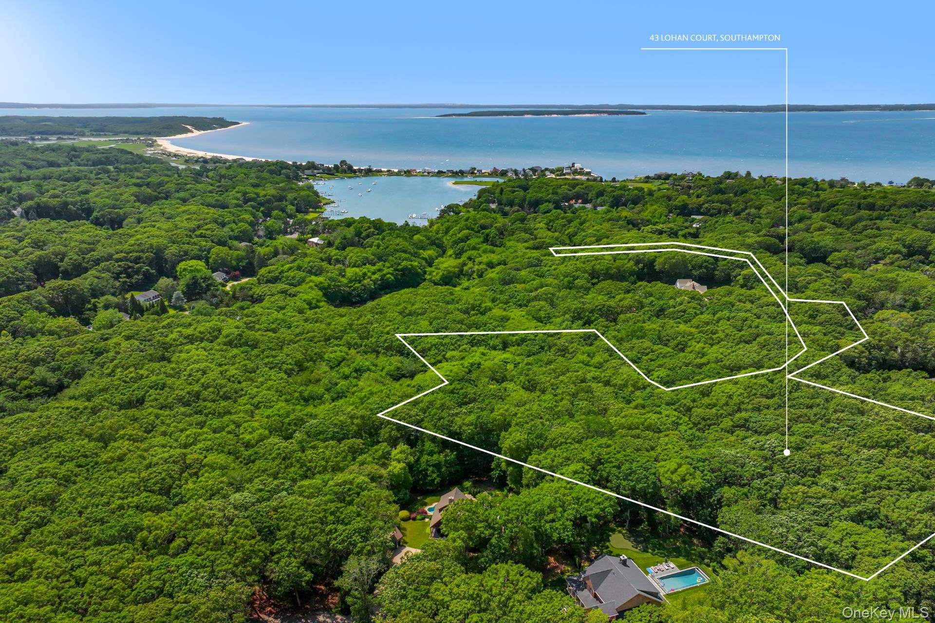 43 Lohan Court, Southampton, NY 11968