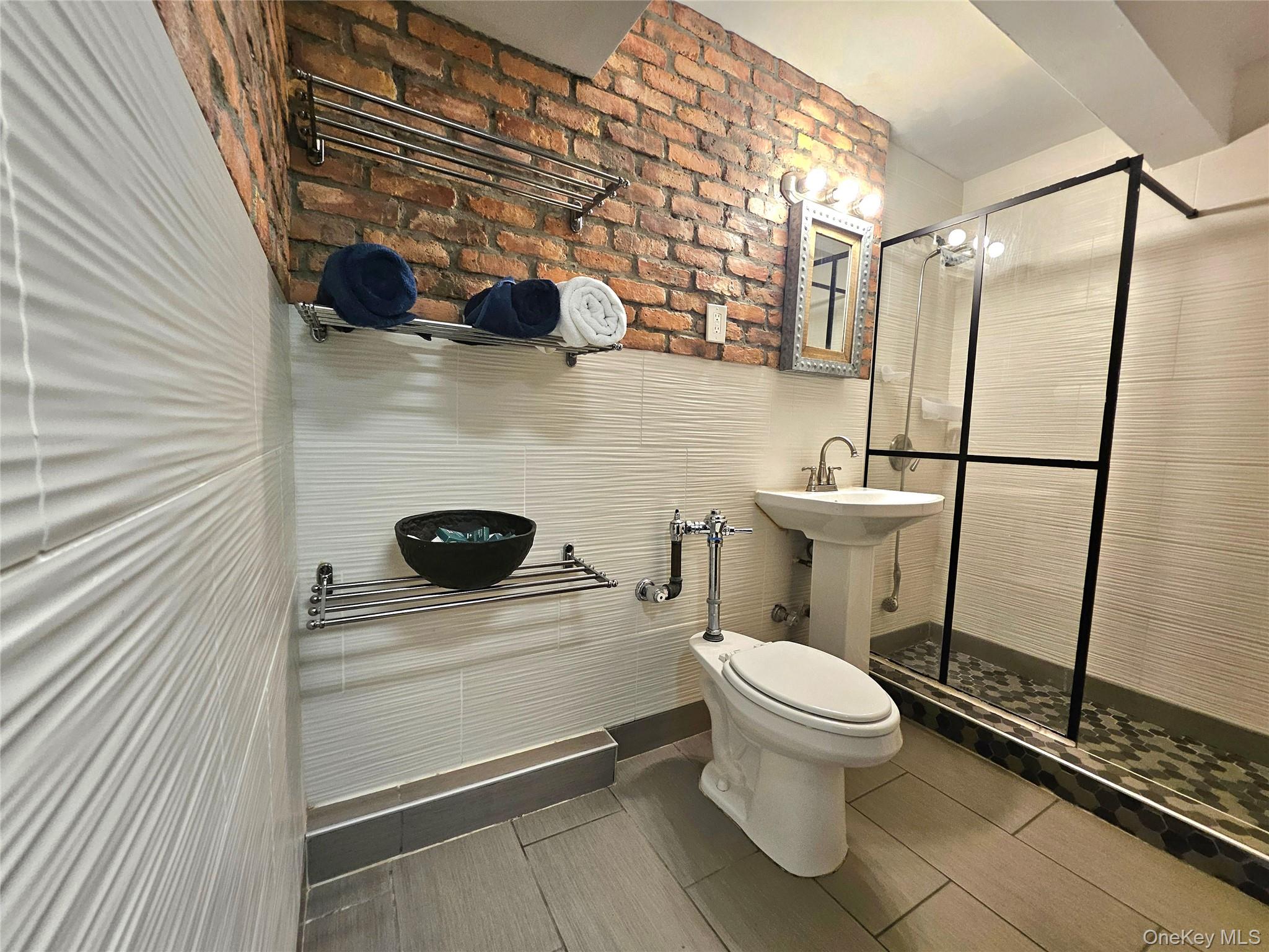 87-70 173 Street # 5N, Jamaica, NY 11432