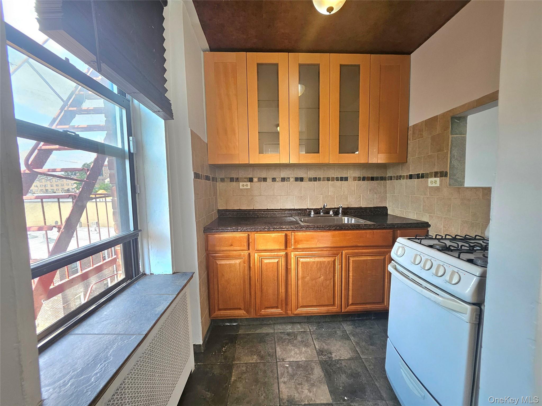 87-70 173 Street # 5N, Jamaica, NY 11432