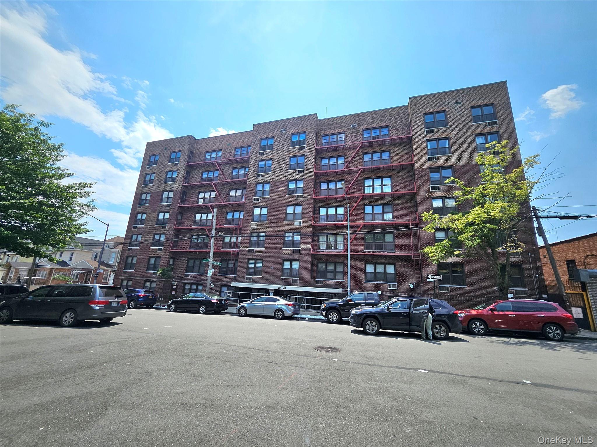 87-70 173 Street # 5N, Jamaica, NY 11432