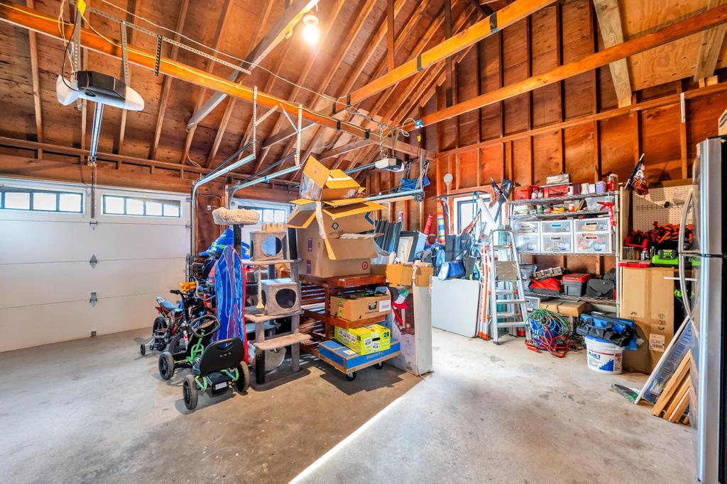 17 Woodcrest Drive, East Moriches, NY 11940