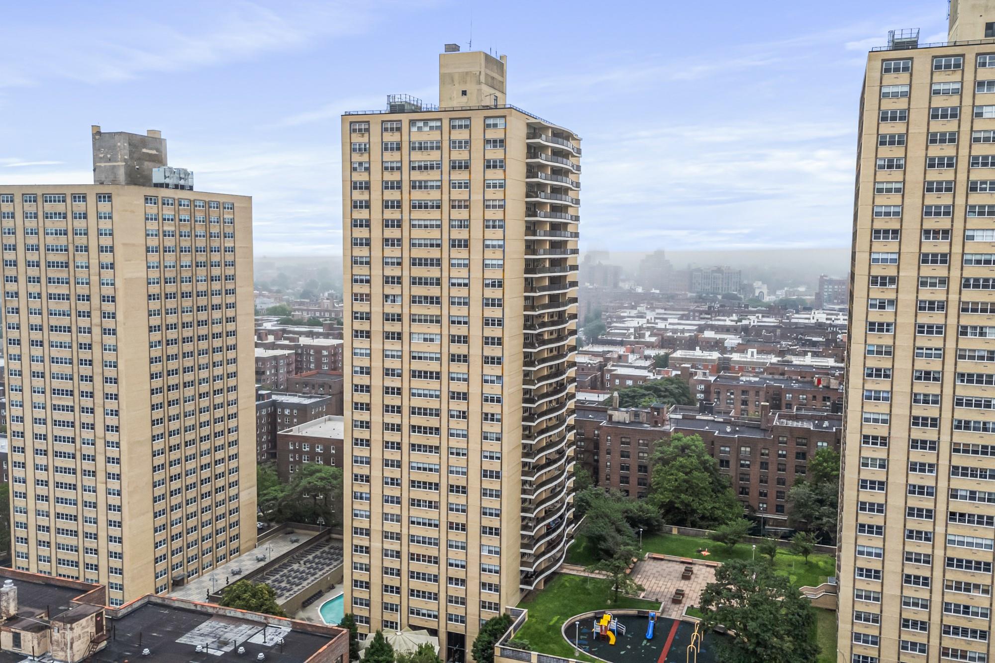 102-30 66th Road # 5K, Forest Hills, NY 11375