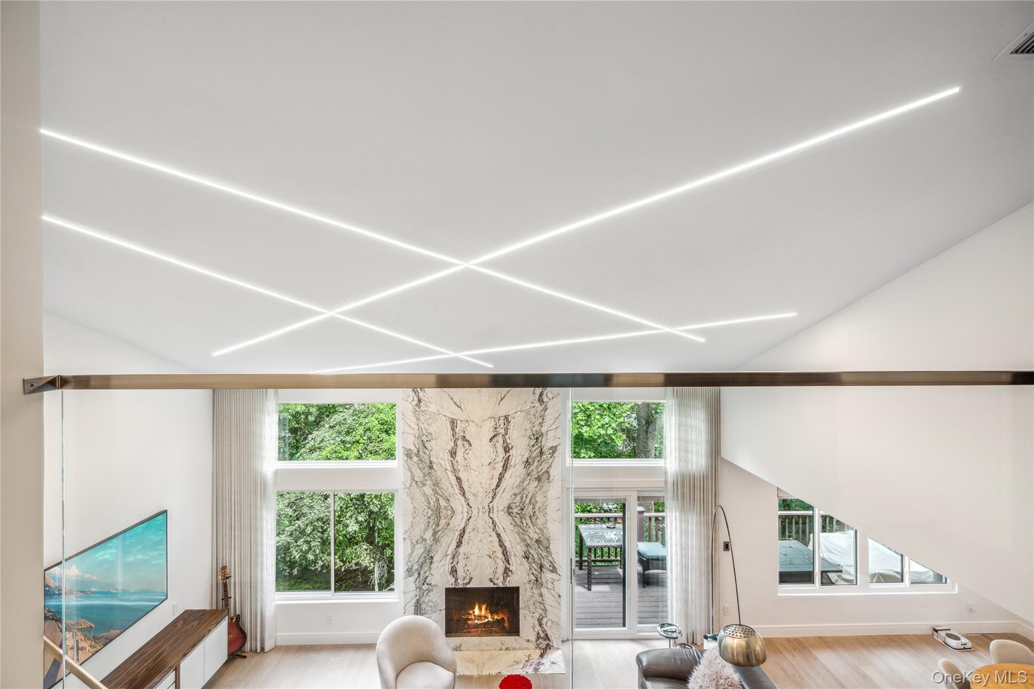 23 Estates Terrace N, Manhasset, NY 11030