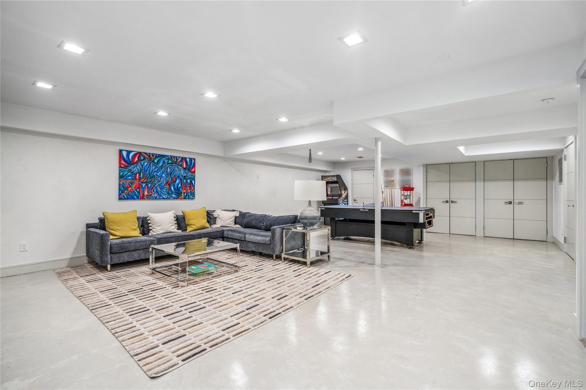 23 Estates Terrace N, Manhasset, NY 11030