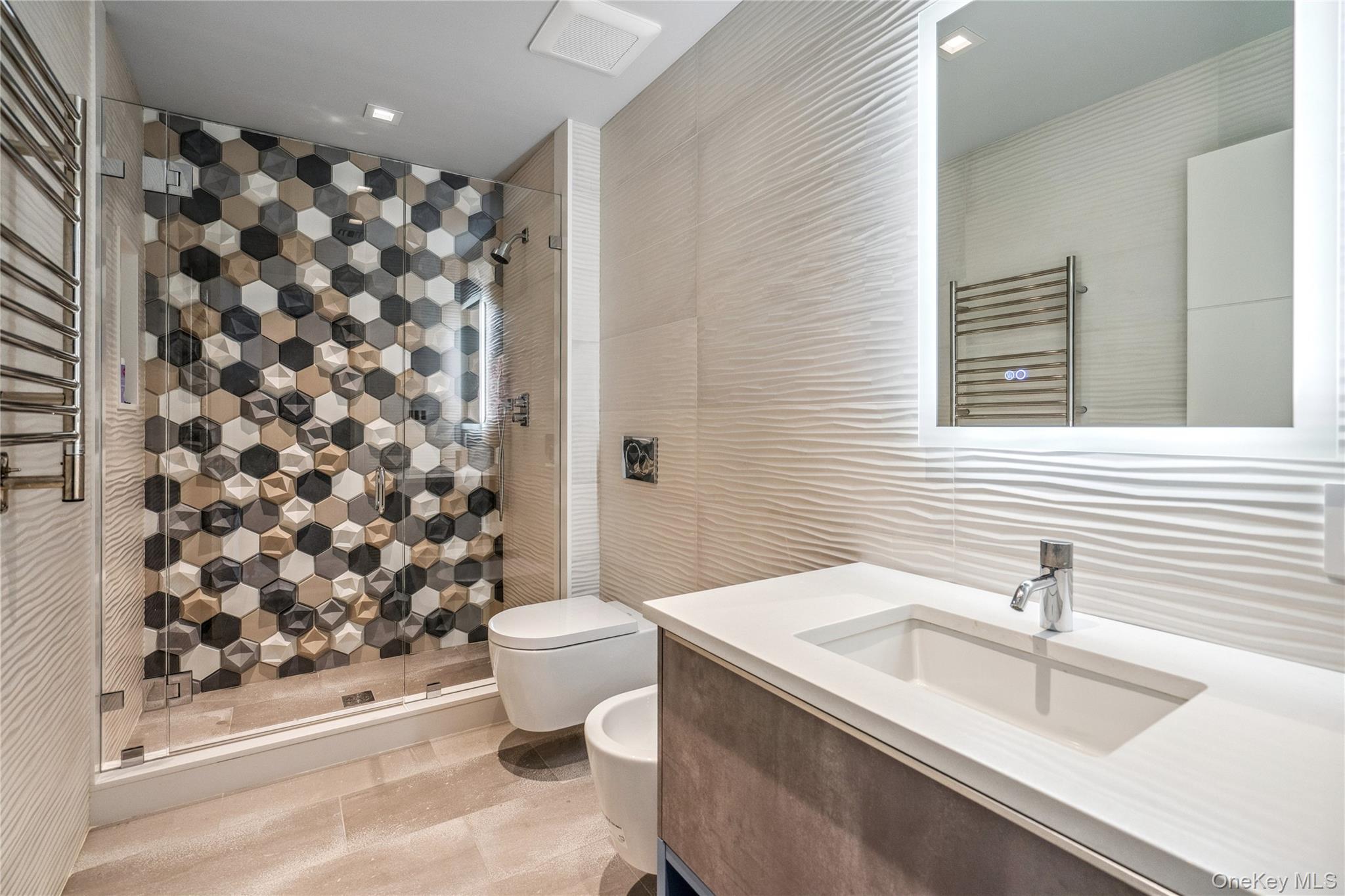 23 Estates Terrace N, Manhasset, NY 11030