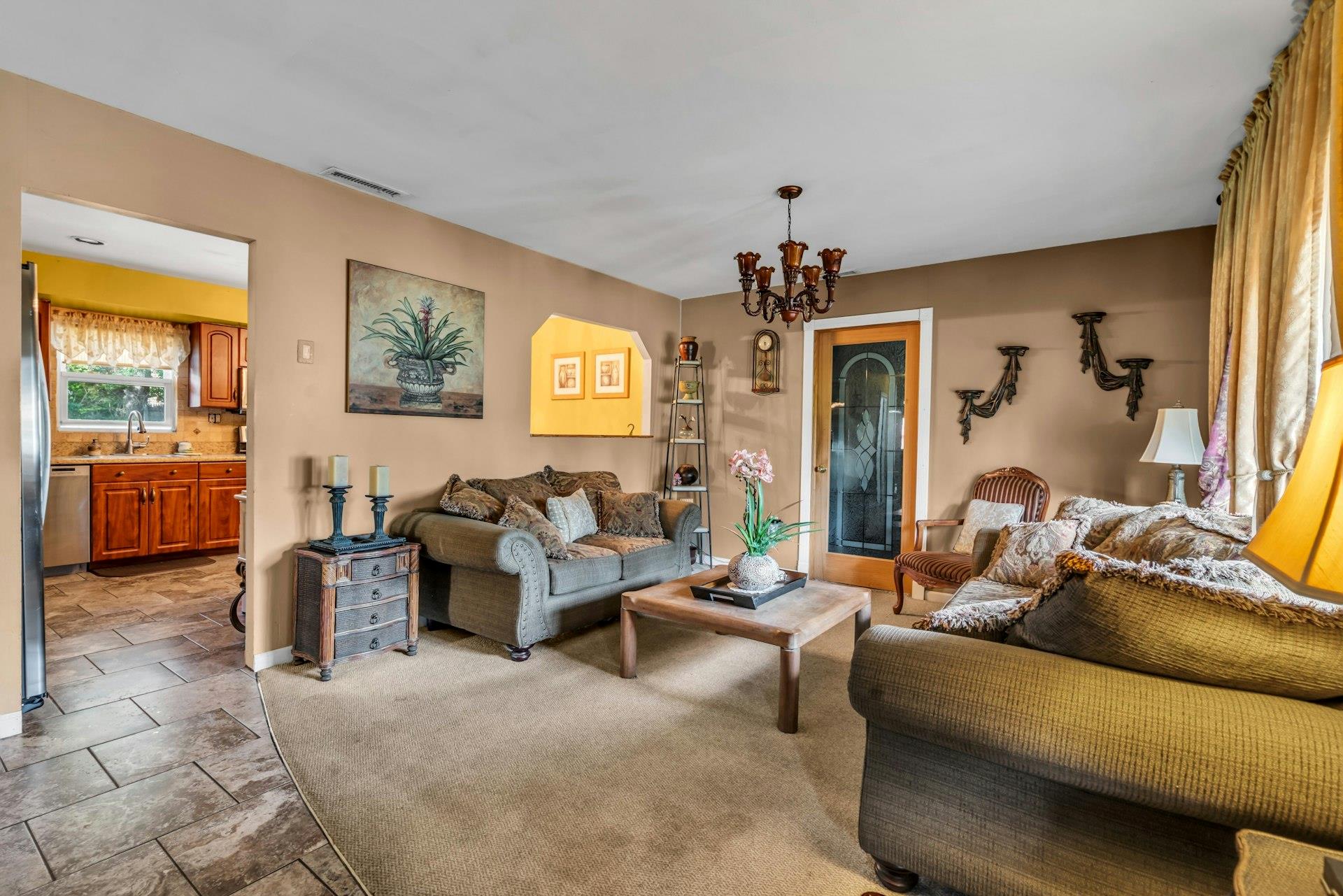 85 Williams Avenue, Amityville, NY 11701