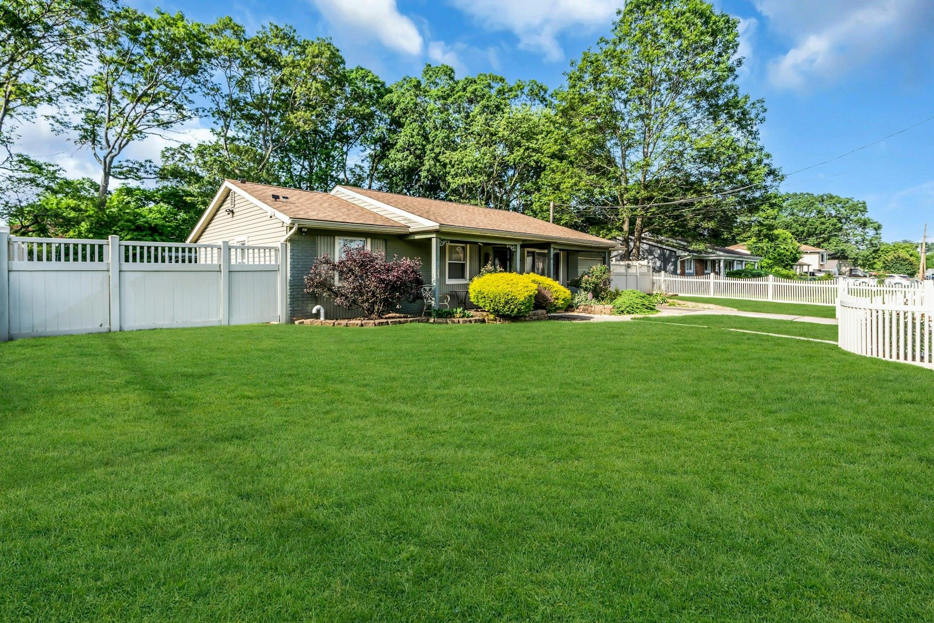 85 Williams Avenue, Amityville, NY 11701