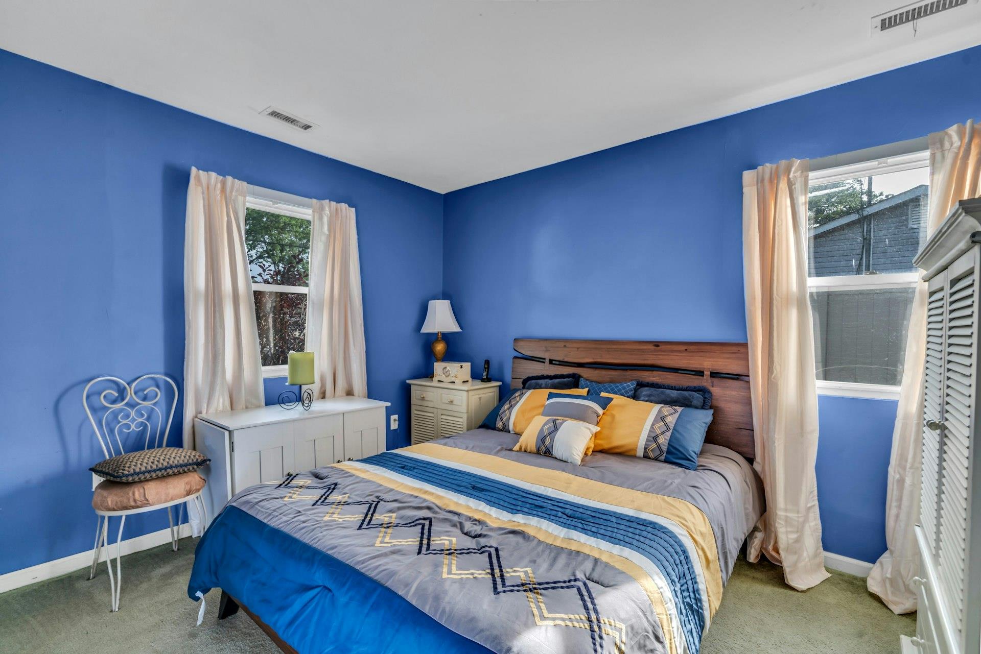 85 Williams Avenue, Amityville, NY 11701