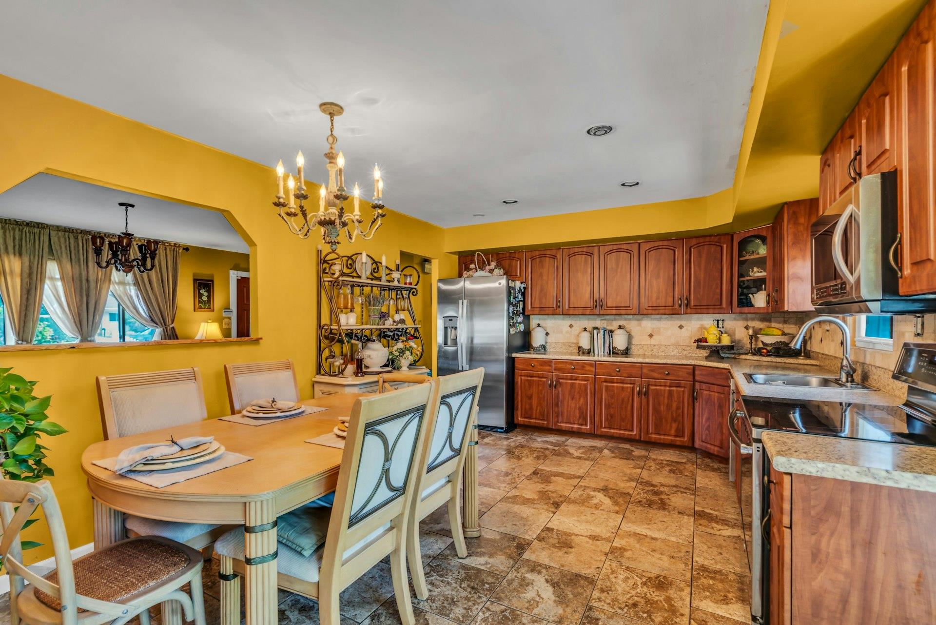 85 Williams Avenue, Amityville, NY 11701