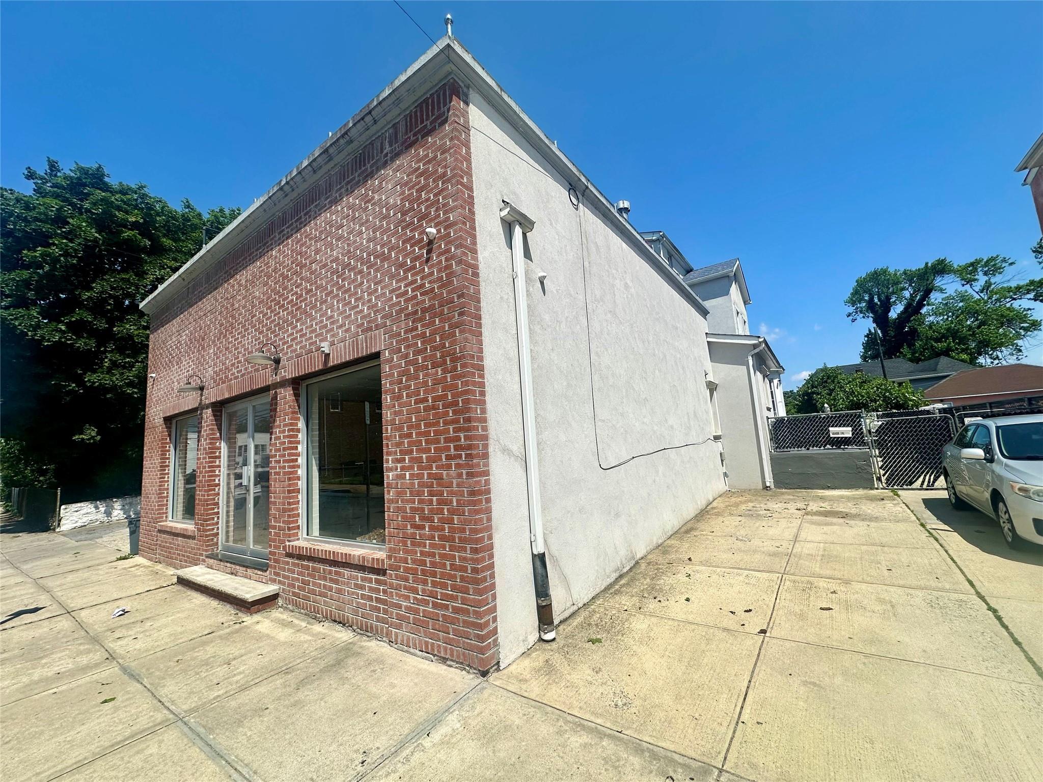 180 Mott Avenue, Inwood, NY 11096