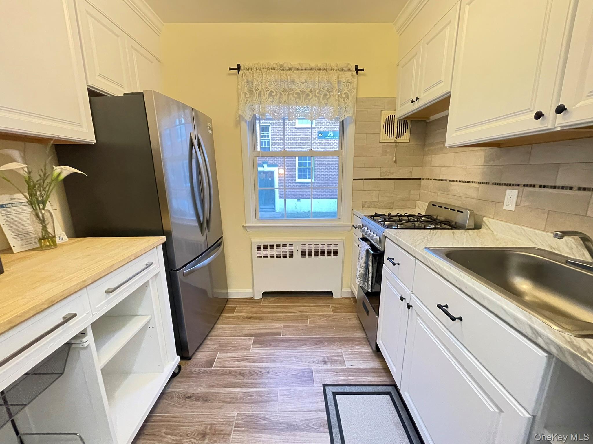 180 Pinewood Road # 11, Hartsdale, NY 10530