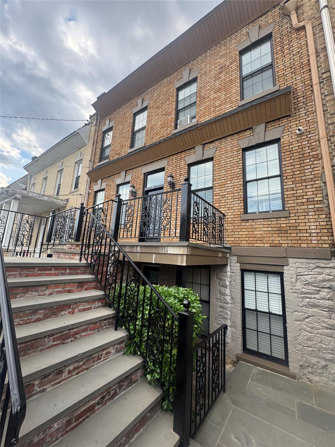 48 S Bleeker Street, Mount Vernon, NY 10550