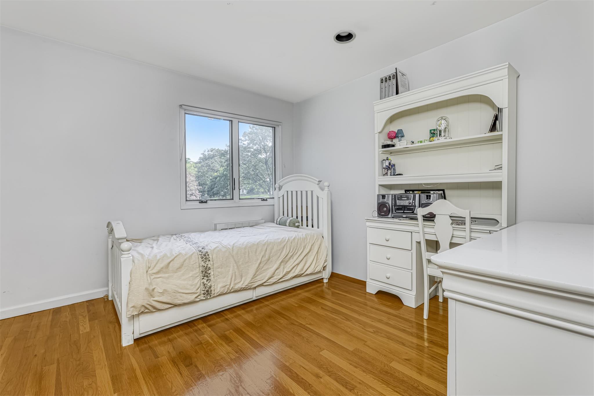 41 N Quince Lane, Monsey, NY 10952