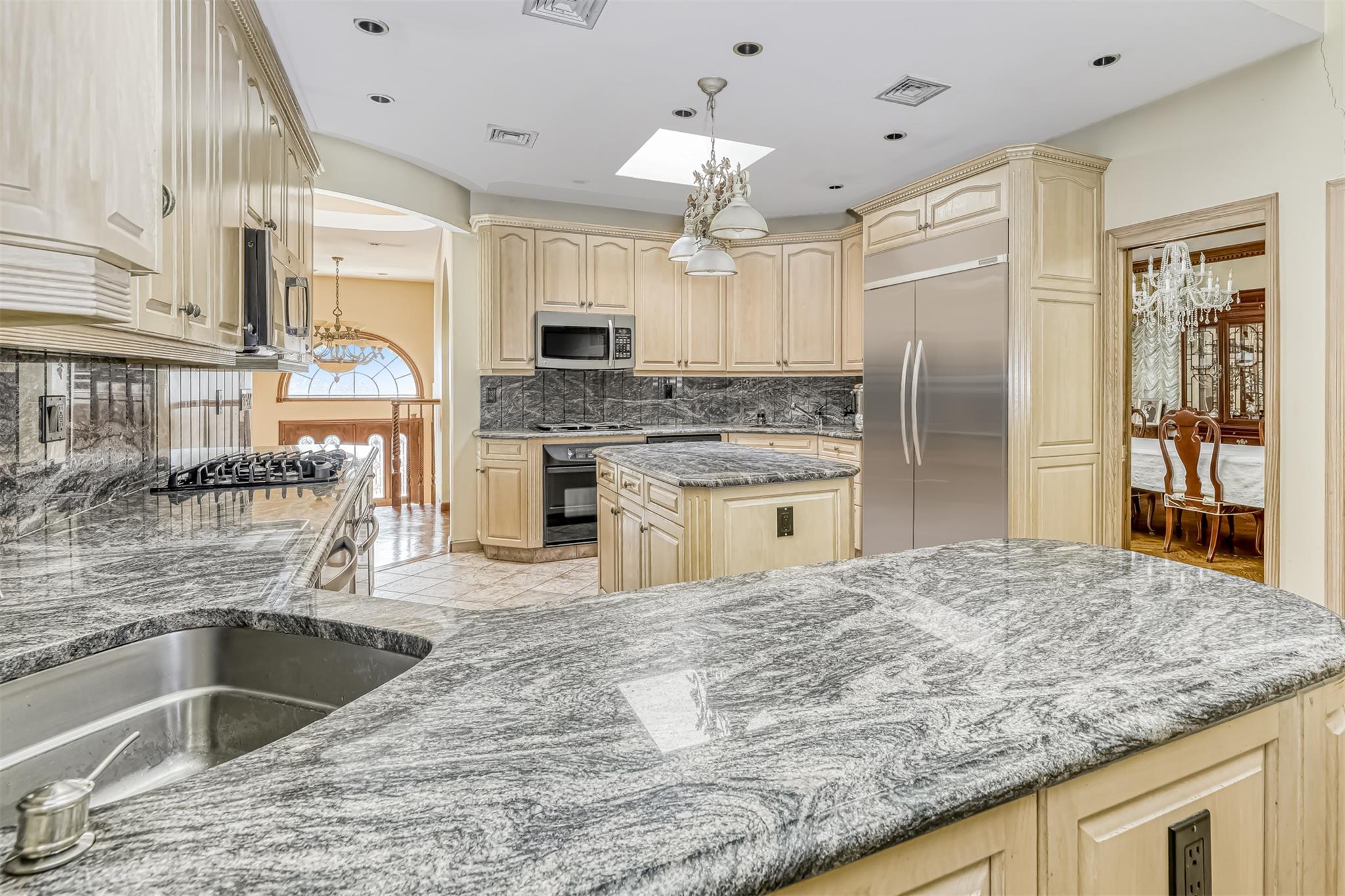 41 N Quince Lane, Monsey, NY 10952