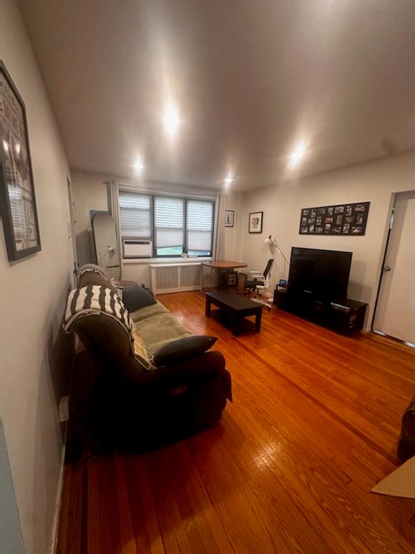 141 Wyckoff Place # 1F, Woodmere, NY 11598