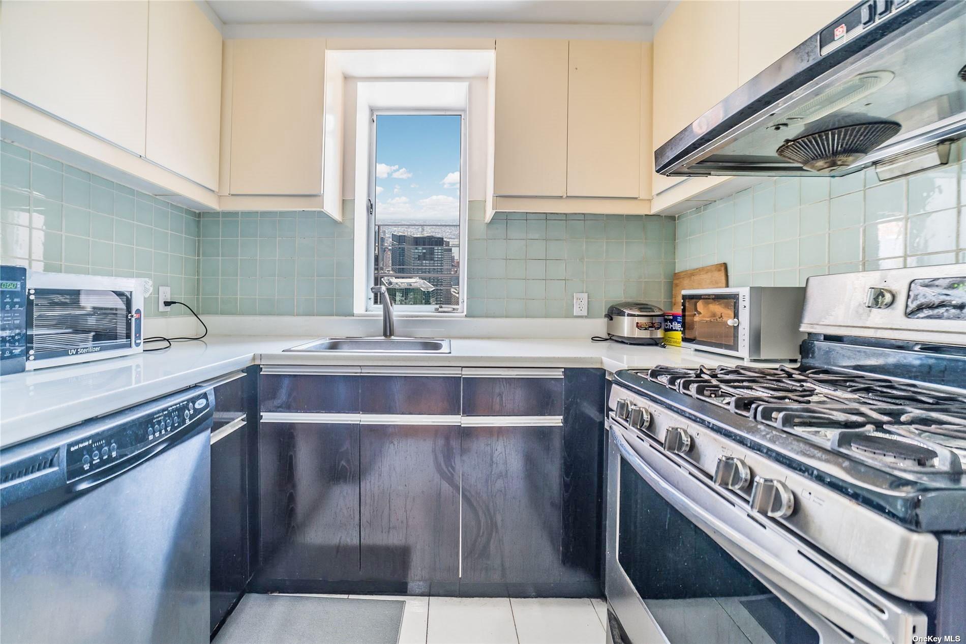 13203 Sanford Avenue # 6I, Flushing, NY 11355