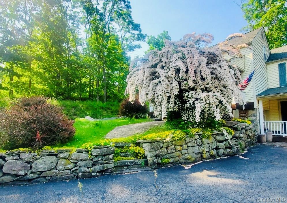 391 Bull Mill Road, Chester, NY 10918