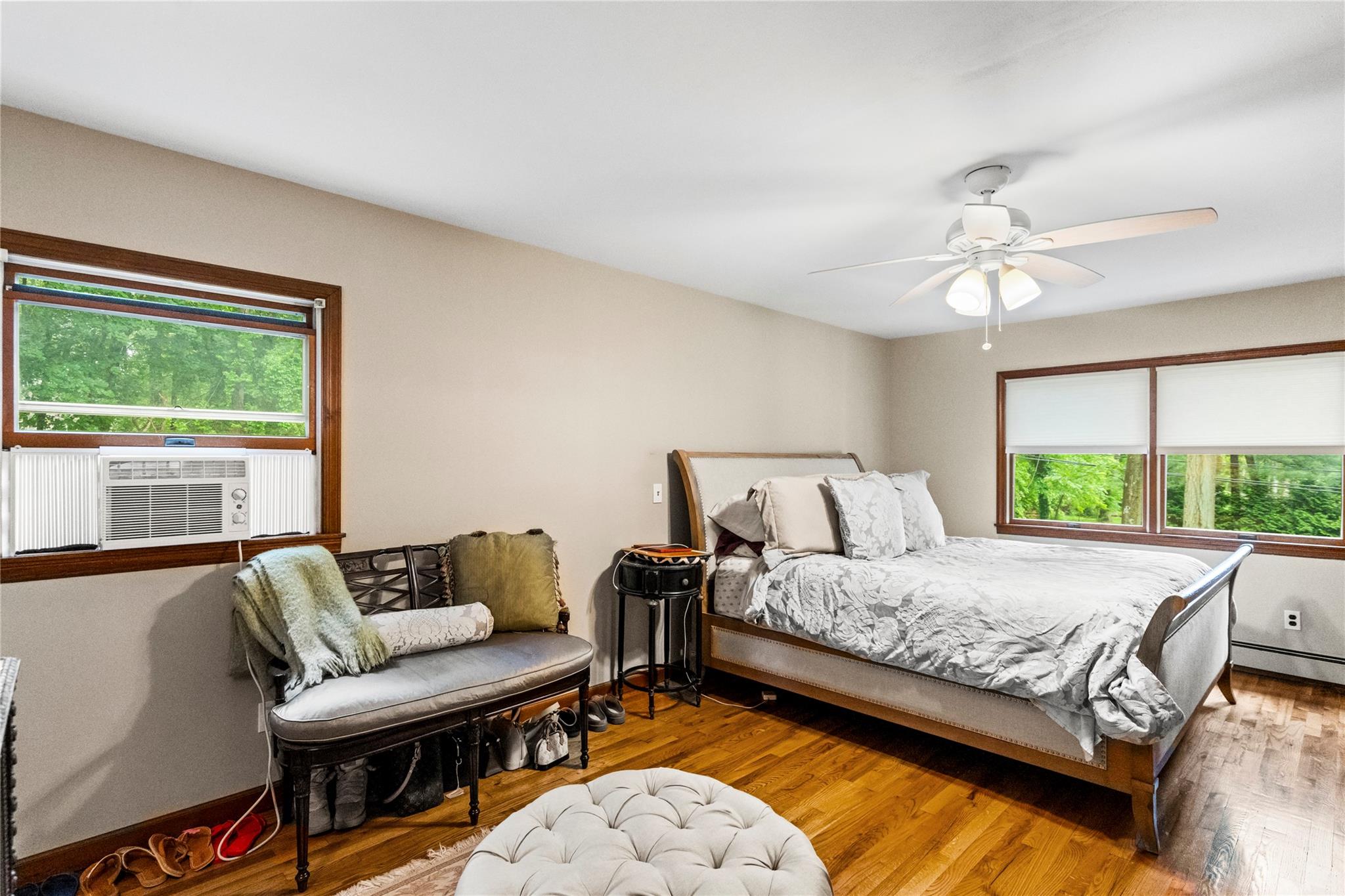 5 Linda Court, Oyster Bay, NY 11771