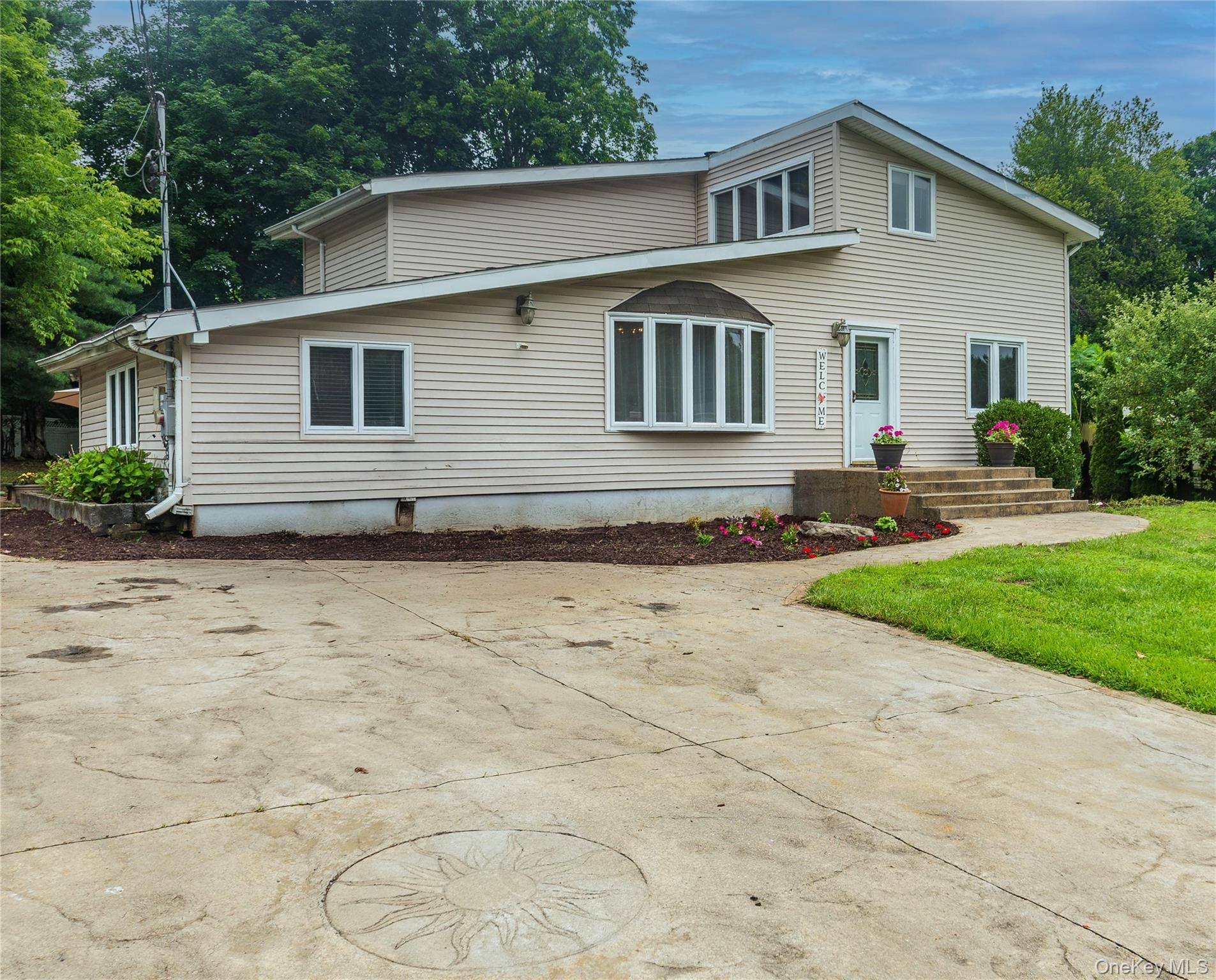 5 Laurie Lane, Newburgh, NY 12550