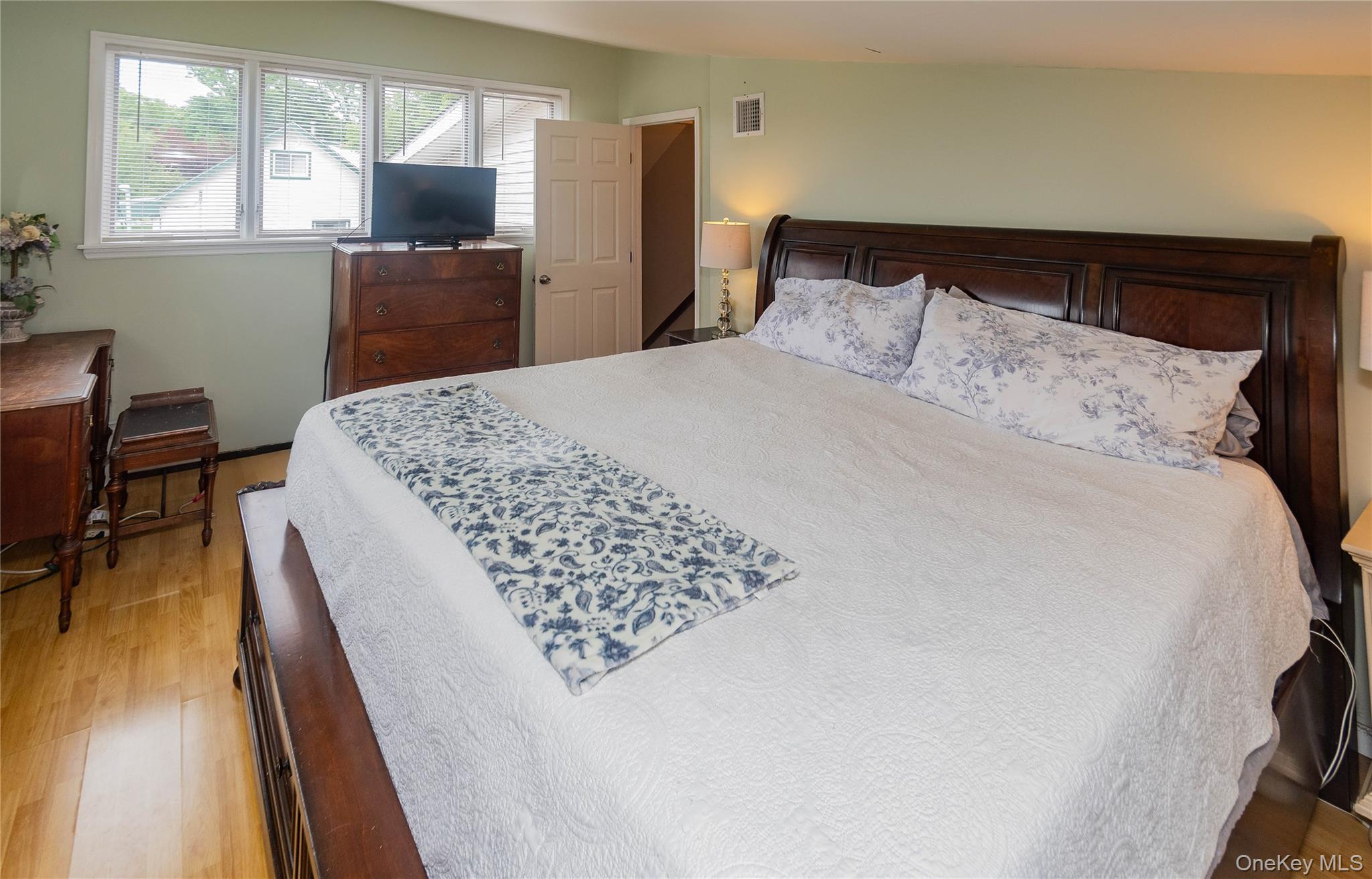 5 Laurie Lane, Newburgh, NY 12550