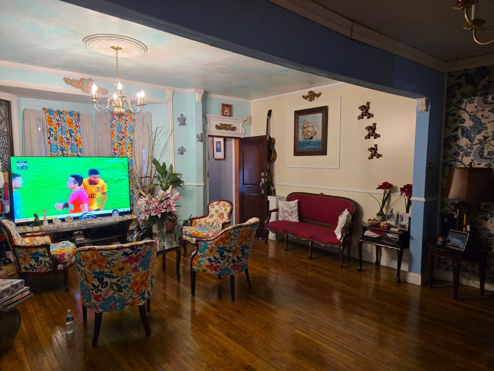 3318 104th Street, Corona, NY 11368