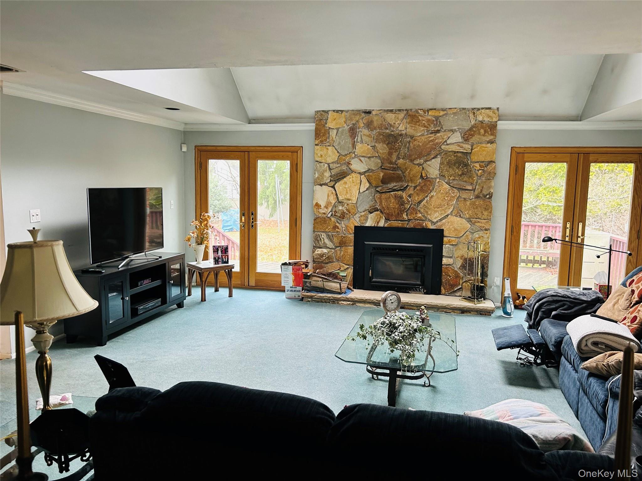 6 Cedarfield Terrace, Saint James, NY 11780