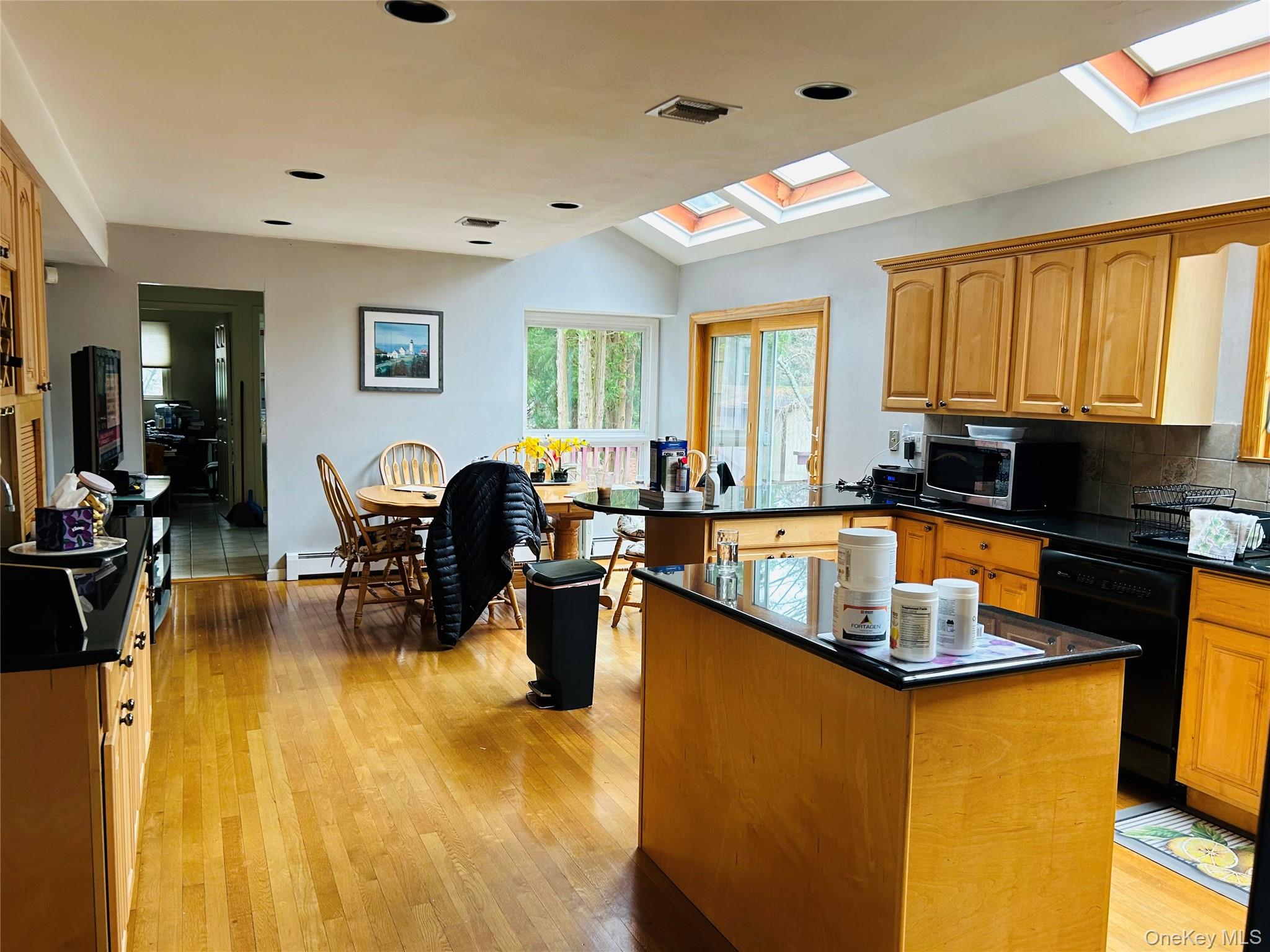 6 Cedarfield Terrace, Saint James, NY 11780